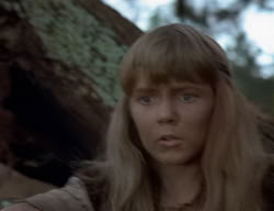 extant_XenaWarriorPrincess_2x01-OrphanOfWar_01345