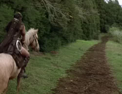extant_XenaWarriorPrincess_2x01-OrphanOfWar_01418