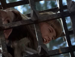 extant_XenaWarriorPrincess_2x01-OrphanOfWar_01802