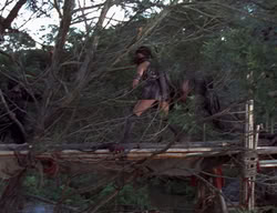 extant_XenaWarriorPrincess_2x01-OrphanOfWar_01837