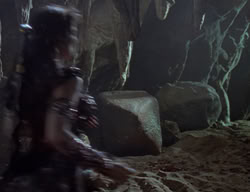 extant_XenaWarriorPrincess_2x01-OrphanOfWar_01948