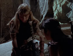 extant_XenaWarriorPrincess_2x01-OrphanOfWar_01992