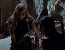 extant_XenaWarriorPrincess_2x01-OrphanOfWar_01993