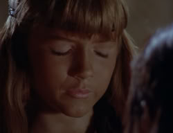 extant_XenaWarriorPrincess_2x01-OrphanOfWar_02002
