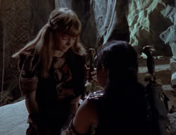 extant_XenaWarriorPrincess_2x01-OrphanOfWar_02004