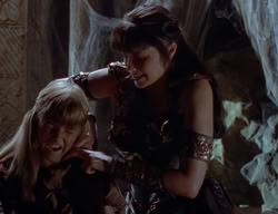 extant_XenaWarriorPrincess_2x01-OrphanOfWar_02216