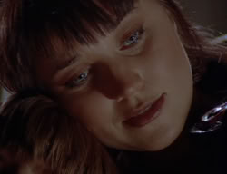 extant_XenaWarriorPrincess_2x01-OrphanOfWar_02237