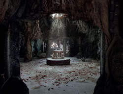 extant_XenaWarriorPrincess_2x01-OrphanOfWar_02296