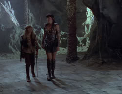 extant_XenaWarriorPrincess_2x01-OrphanOfWar_02306