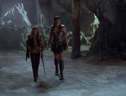extant_XenaWarriorPrincess_2x01-OrphanOfWar_02308