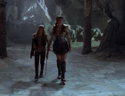 extant_XenaWarriorPrincess_2x01-OrphanOfWar_02310