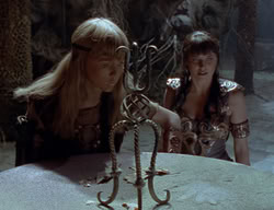 extant_XenaWarriorPrincess_2x01-OrphanOfWar_02342