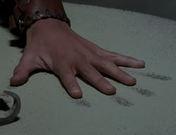extant_XenaWarriorPrincess_2x01-OrphanOfWar_02353
