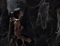 extant_XenaWarriorPrincess_2x01-OrphanOfWar_02375