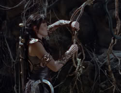 extant_XenaWarriorPrincess_2x01-OrphanOfWar_02378