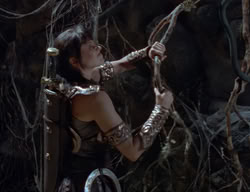 extant_XenaWarriorPrincess_2x01-OrphanOfWar_02379