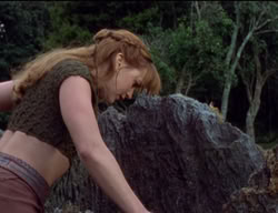 extant_XenaWarriorPrincess_2x01-OrphanOfWar_02430