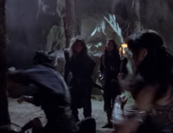 extant_XenaWarriorPrincess_2x01-OrphanOfWar_02481