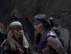 extant_XenaWarriorPrincess_2x01-OrphanOfWar_02489