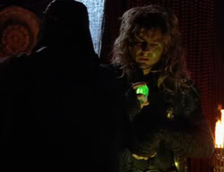 extant_XenaWarriorPrincess_2x01-OrphanOfWar_02577