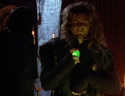 extant_XenaWarriorPrincess_2x01-OrphanOfWar_02578