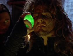 extant_XenaWarriorPrincess_2x01-OrphanOfWar_02591