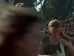 extant_XenaWarriorPrincess_2x01-OrphanOfWar_02749