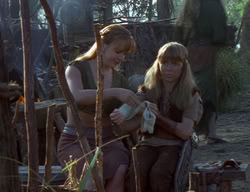 extant_XenaWarriorPrincess_2x01-OrphanOfWar_02872
