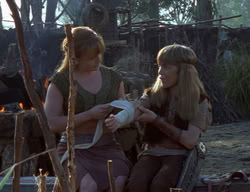 extant_XenaWarriorPrincess_2x01-OrphanOfWar_02880