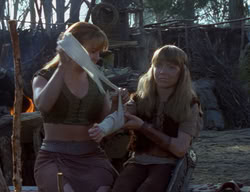 extant_XenaWarriorPrincess_2x01-OrphanOfWar_02891