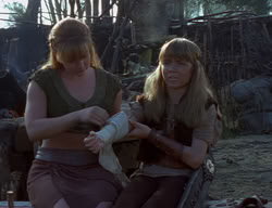 extant_XenaWarriorPrincess_2x01-OrphanOfWar_02898
