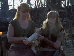 extant_XenaWarriorPrincess_2x01-OrphanOfWar_02905