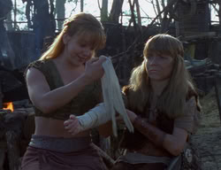 extant_XenaWarriorPrincess_2x01-OrphanOfWar_02909