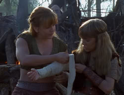 extant_XenaWarriorPrincess_2x01-OrphanOfWar_02919