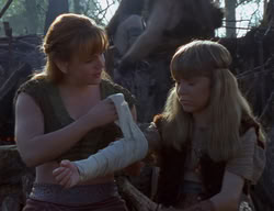 extant_XenaWarriorPrincess_2x01-OrphanOfWar_02920