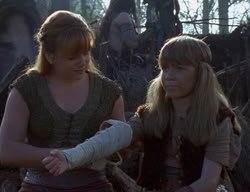 extant_XenaWarriorPrincess_2x01-OrphanOfWar_02921