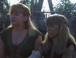 extant_XenaWarriorPrincess_2x01-OrphanOfWar_02937