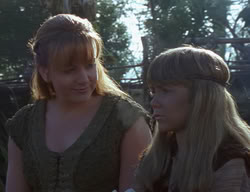 extant_XenaWarriorPrincess_2x01-OrphanOfWar_02945