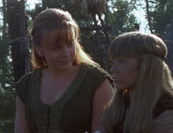 extant_XenaWarriorPrincess_2x01-OrphanOfWar_02949