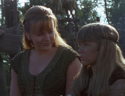 extant_XenaWarriorPrincess_2x01-OrphanOfWar_02952