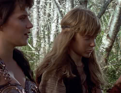 extant_XenaWarriorPrincess_2x01-OrphanOfWar_03500