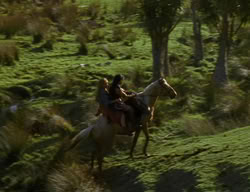 extant_XenaWarriorPrincess_2x02-RememberNothing_00056