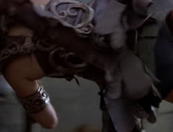 extant_XenaWarriorPrincess_2x02-RememberNothing_00210