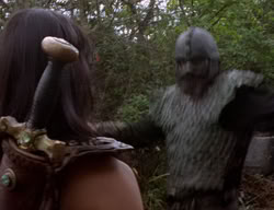 extant_XenaWarriorPrincess_2x02-RememberNothing_00241
