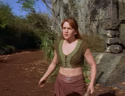 extant_XenaWarriorPrincess_2x02-RememberNothing_00319
