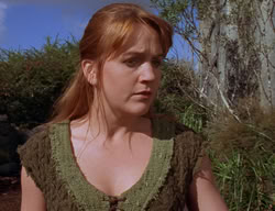 extant_XenaWarriorPrincess_2x02-RememberNothing_00335