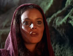 extant_XenaWarriorPrincess_2x02-RememberNothing_00423