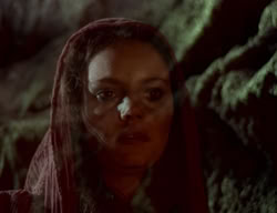 extant_XenaWarriorPrincess_2x02-RememberNothing_00452