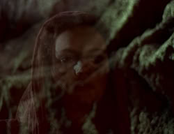 extant_XenaWarriorPrincess_2x02-RememberNothing_00453