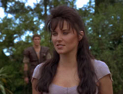 extant_XenaWarriorPrincess_2x02-RememberNothing_00511